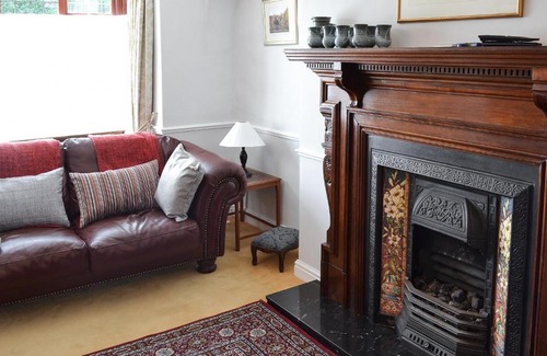 Lindale House | Rose Cottage