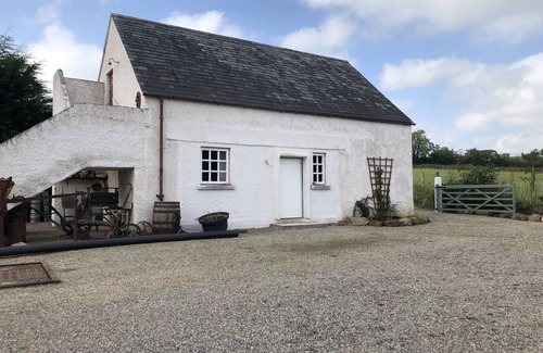 Cookstown Cottage | Rose Cottage