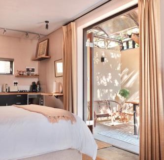 Cape Town City Centre Apartment | Rose Cottage