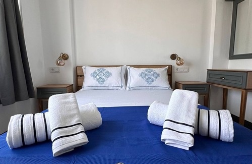 Bozcaada Hotel | Rose Island Hotel Bozcaada