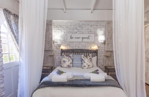 Makhado House | Rose & Ivy Guesthouse