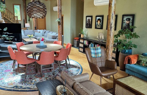 Friday Harbor House | Rose Mountain Lodge - Friday Harbor