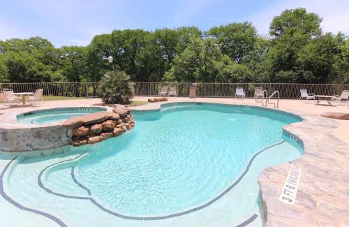 New Braunfels Apartment | Rose' River Retreat