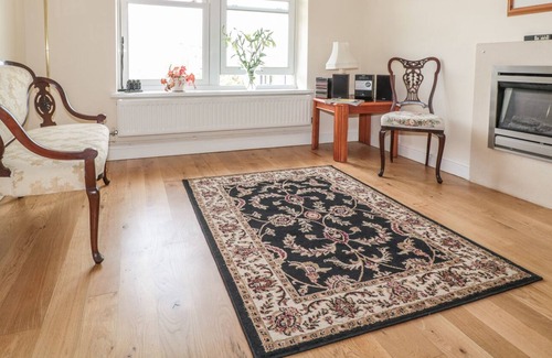 Abergavenny Cottage | Rosehill