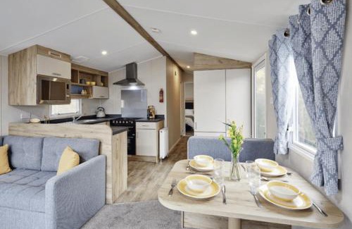 Penzance House | Roselands caravan park, Nr Lands End, Cornwall