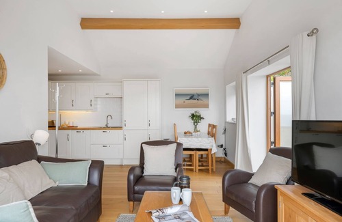 Marazion Cottage | Rosemerryn - A spacious ground floor annexe in Marazion with unbelievable sea views, just 150 metr