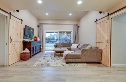 Roseville House | Roseville Home w/ Pool, 5 Mi to Folsom Lake!