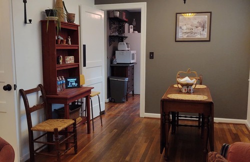 Belmont - Hillsboro House | Rosewood Avenue Bungalow