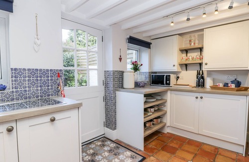 Hunmanby Cottage | ROSIE COTTAGE, pet friendly, character holiday cottage in Hunmanby