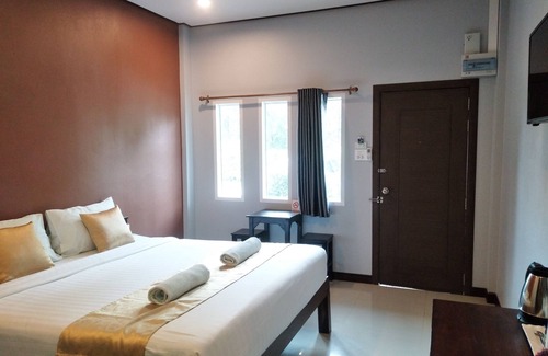 Kaeng Khoi Hotel | Rossarin Garden Resort 2