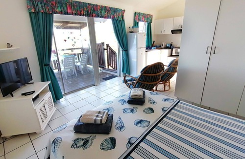 Ramsgate Beach Apartment | Rosscarbery 1