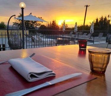 Novello House | Rosso Di Sera