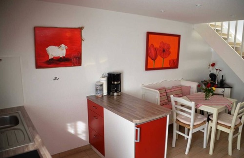 Nordstrand House | Rotes Atelierhaus, Deutschland