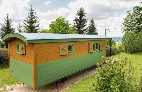 Coublevie Ski Chalet | Roulotte AU Paradis DES Animaux