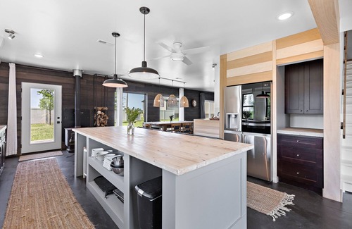 Reno County Other | Roundtop Rendezvous! Check out our reviews Airbnb.