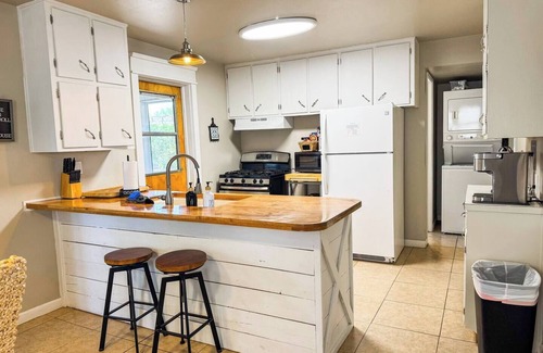 Kingman House | Route 66 Hope Ranch House