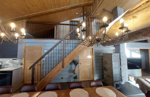 Syote Ski Chalet | Rovanperän kelomökit