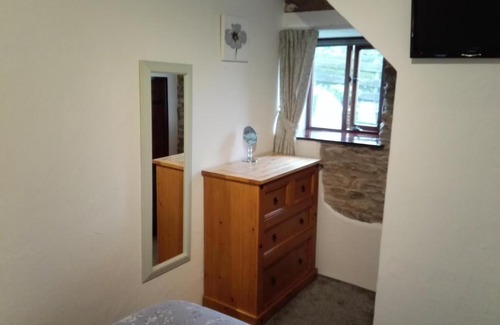 Lanreath House | Rowan Cottage