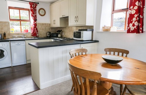 Buckden Cottage | ROWAN COTTAGE, pet friendly, with open fire in Buckden
