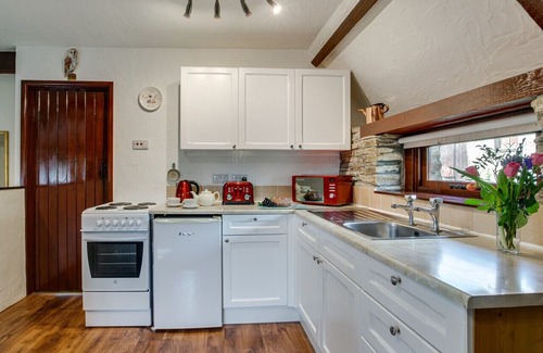 Lanreath House | Rowan Cottage - Two Bedroom House, Sleeps 3