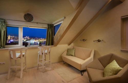 Split Apartment | Royal Apartment Varos