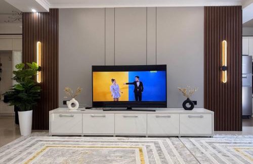Bishkek Apartment | ROYAL apt CITY VIEW WITH STYLE
