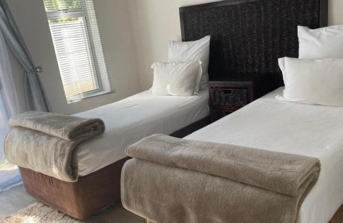 Universitas House | Royal Bafokeng Guest House