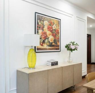 Thanh Xuan Apartment | Royal City 3BR Vintage Pool & Garden View