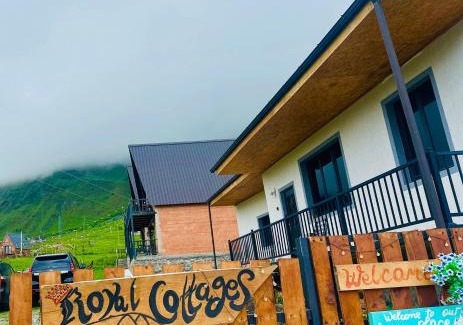 Gergeti Ski Chalet | Royal Cottages