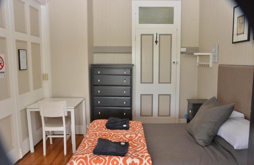 Gatton Hotel | Royal Gatton Hotel