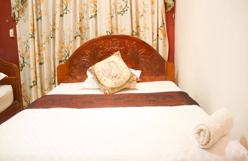 Daun Penh House | Royal Guest House
