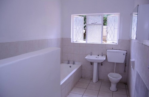 Harare East House | Royal Guest House