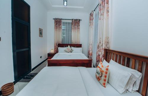 Moshi House | Royal Homestay