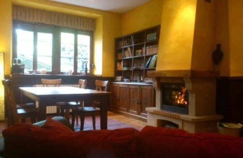 Pajares Apartment | Royal Inn. Apartment La Cerra for 12 people