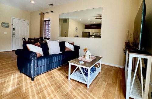 Sea Trail Apartment | Royal Jr. Suite 215 Royal Poste