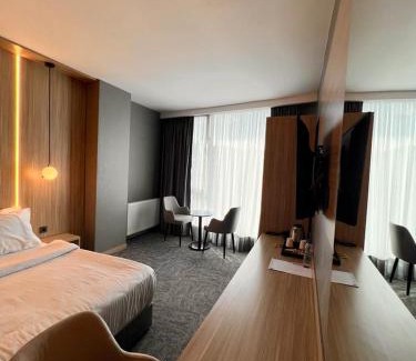 Arnavutkoy Hotel | Royal Mass Airport Business Hotel