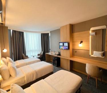 Arnavutkoy Hotel | Royal Mass Airport Business Hotel