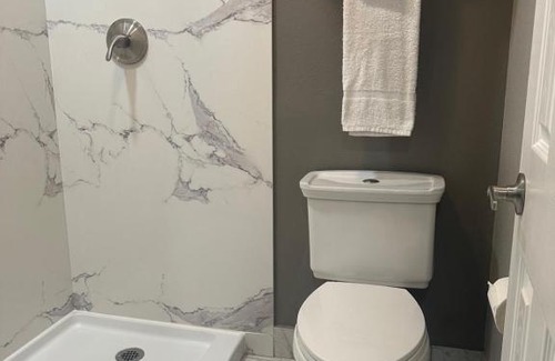 Tracy Hotel | ROYAL MOTEL TRACY