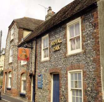 Temple Ewell Hotel | Royal Oak