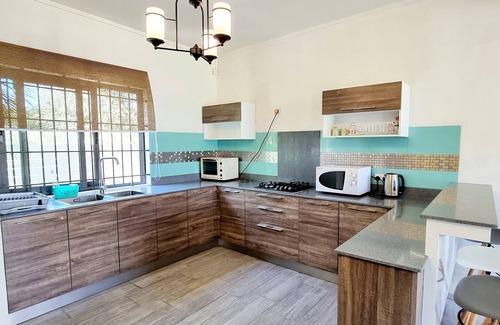 Pereybere House | Royal Residence A3 - Gated Semi Detached Spacious Residence in Pereybere