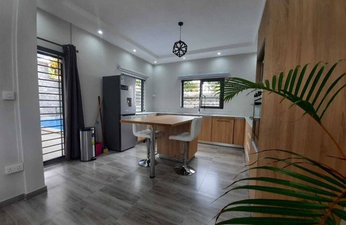 Pereybere Villa | Royal Residence B2: 4 Bedrooms Gated Semi Detached Serene Villa in Pereybere