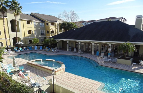 Clearwater Condo | Royal Tropical at The Avalon Clearwater | Spacious Stay & Heated Pool