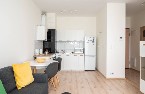 Wilanow Apartment | Royal Wilanów Apartment with Garden