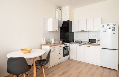 Wilanow Apartment | Royal Wilanów Apartment with Garden