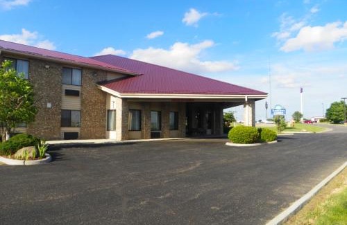 Upper Sandusky Hotel | Royalton Inn & Suites Upper Sandusky
