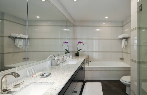 Rose Hill Hotel | Royalton Park Avenue