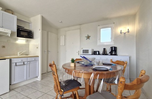 Pontaillac Apartment | Royan - APARTMENT WITH SEA VIEW - near beach and private parking