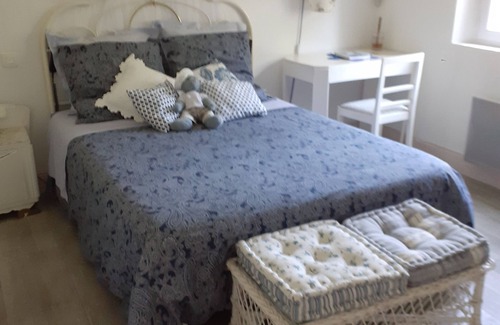 Medis Bed & Breakfast | Royan Chambre D'hotes Proche MER