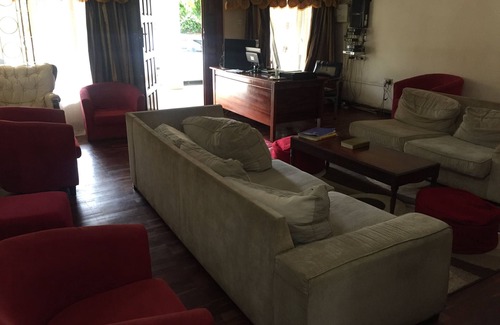 Livingstone Hotel | Roysam Lodge