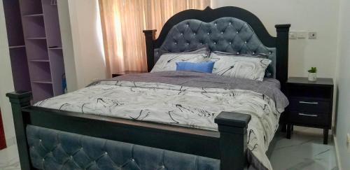 Adenta Apartment | RS Royal Executive Luxurious 3BR Apartment F3-3 and 2BR Apartment F3-2